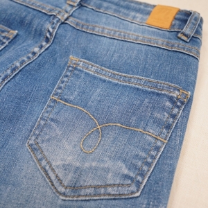 Jeans 150