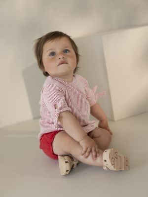 Short spons P696