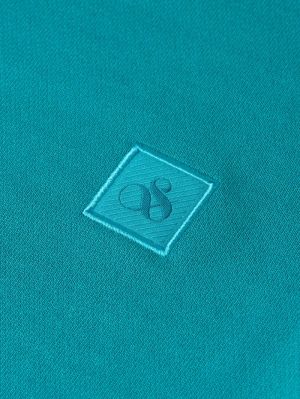Sweater logo 410