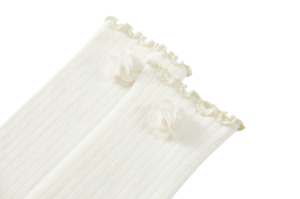 Kousen rib, bloemetje dark ecru