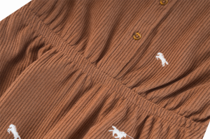 Kleed geborduurde paardjes dark camel